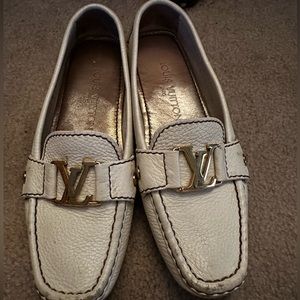 Cream Louis Vuitton loafers/ drivers